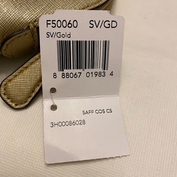 Coach Darcy Leather Cosmetic Case - Picture 4 of 4